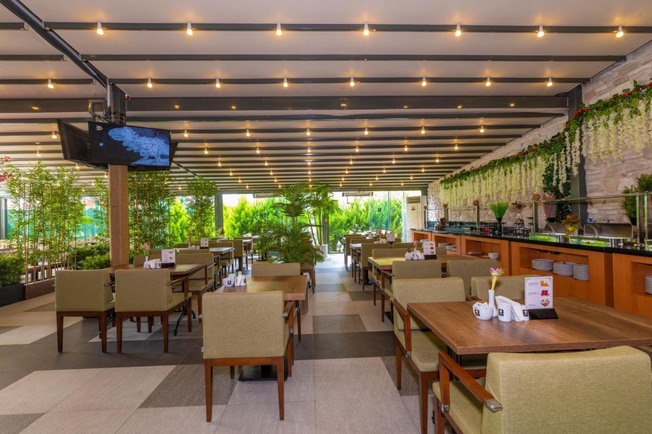 Land Park Hotel Istanboel
