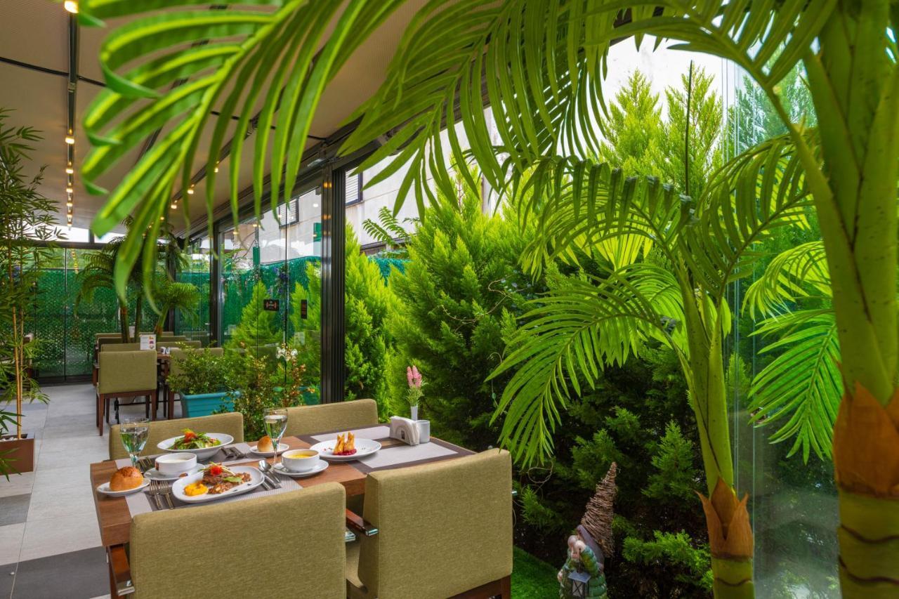 Land Park Hotel Istanboel